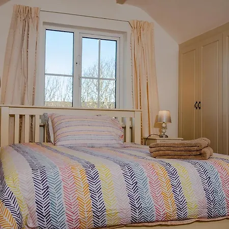 Nyaraló Bradog House - Beautiful 4 Bedroom House In