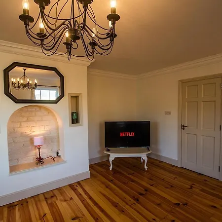 Nyaraló Bradog House - Beautiful 4 Bedroom House In