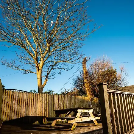 Nyaraló Bradog House - Beautiful 4 Bedroom House In *