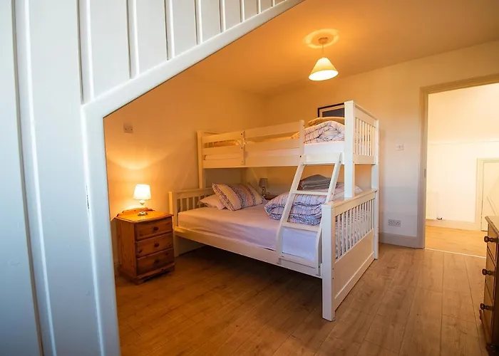 Bradog House - Beautiful 4 Bedroom House In Сasa de vacaciones *